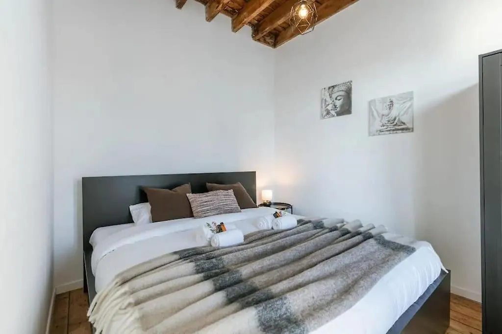 Vibrant 1-Bedroom Apartment In Antwerp'S Lively Zu 0*, Antwerp Belgium